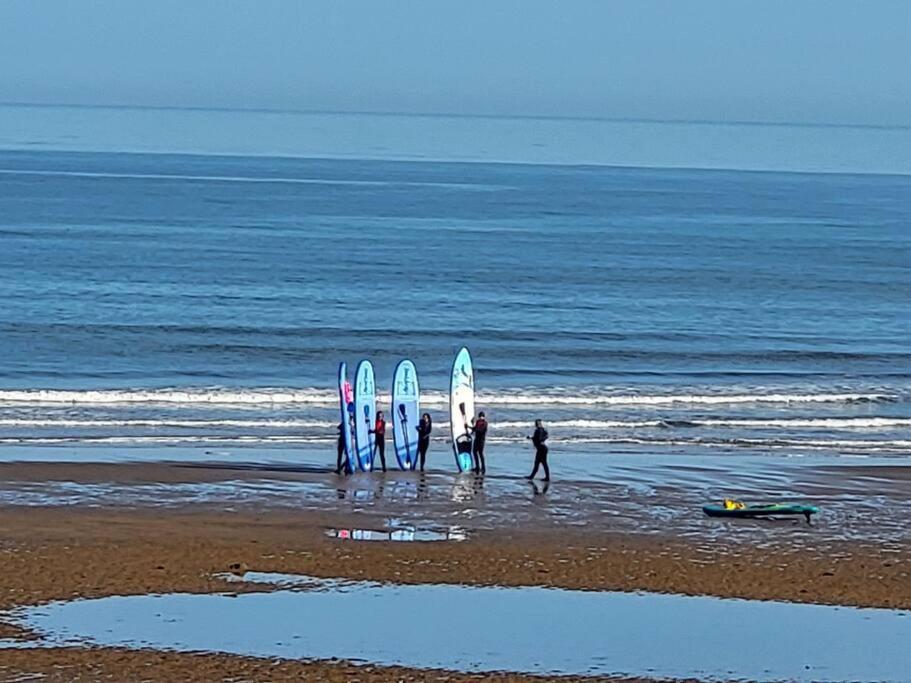 Sunbeams And Ice Creams Villa Scarborough Bagian luar foto